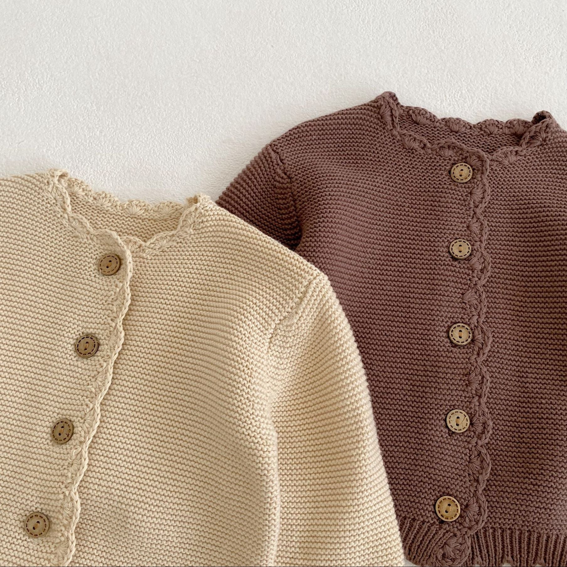 Classic Scallop Knit Cardigan